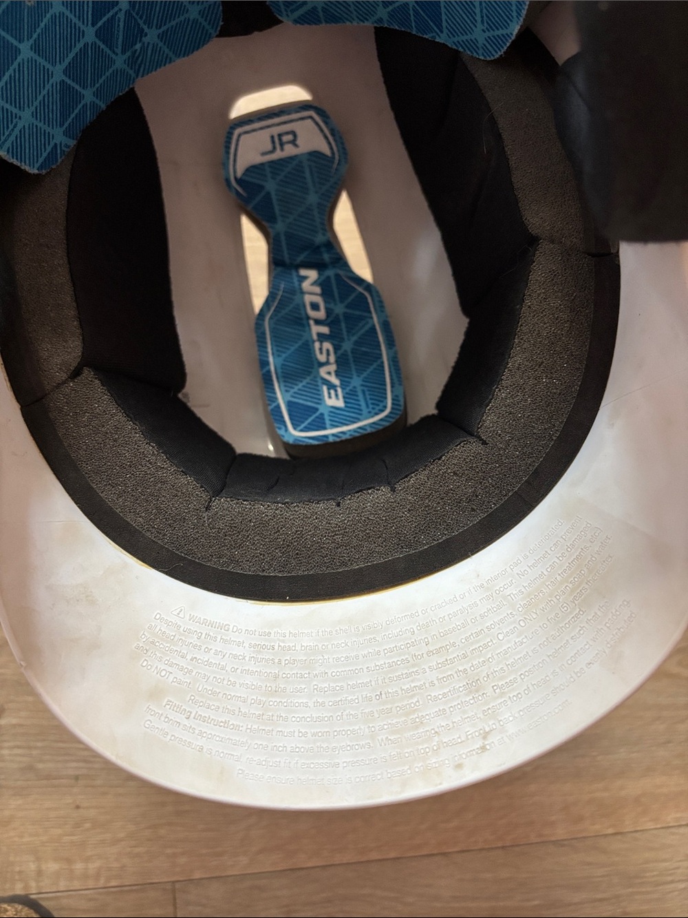Easton z5 2.0 Junior Batting Helmet (6 1/2 - 7 1/8) - Picture 6 of 6